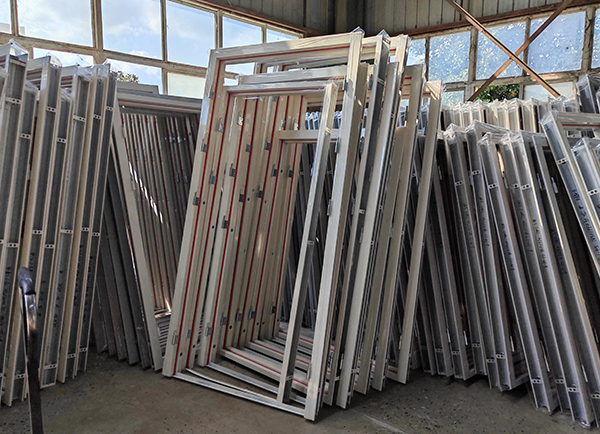 厂房实景（门框 半制品）