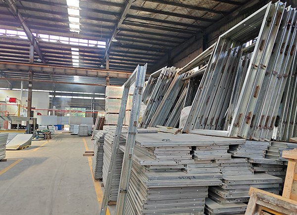 厂房实景（门框 半制品）